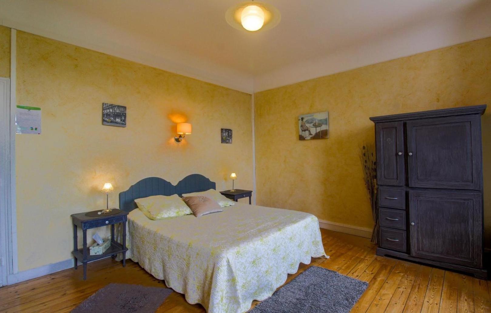 Le Logis Du Canal Bed & Breakfast Marennes  Bagian luar foto